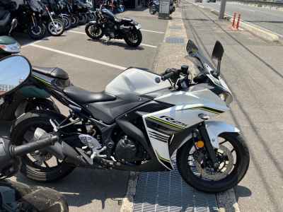 Yamaha YZF-R25 2017