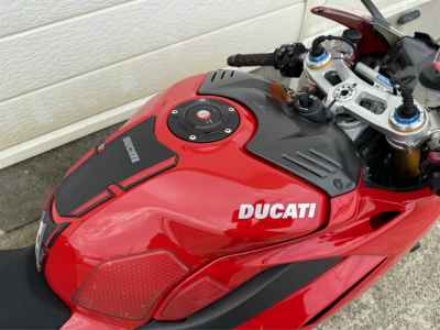 Ducati Panigale V4S 2018