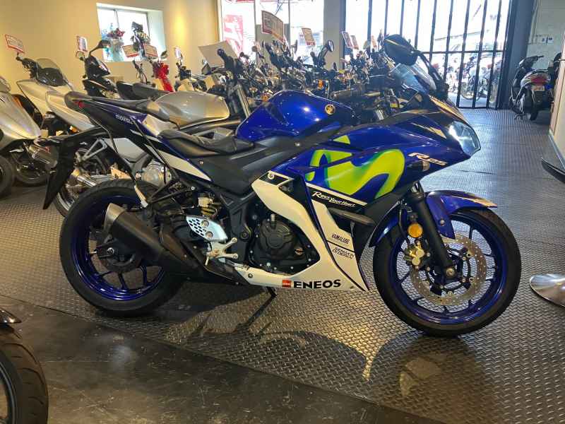 Yamaha YZF-R25 2016