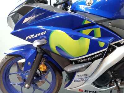 Yamaha YZF-R25 2016