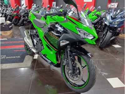 Kawasaki Ninja 400 KRT Edition 2020