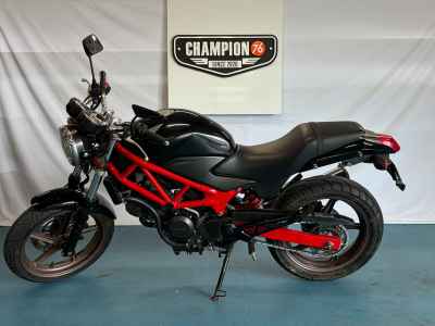 Honda VTR250 2013