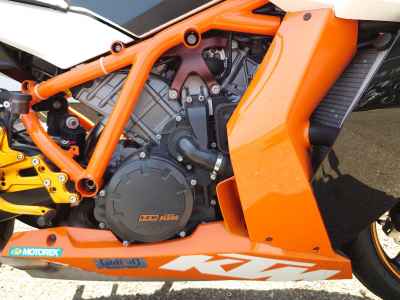 KTM 1190 RC8 R 2014
