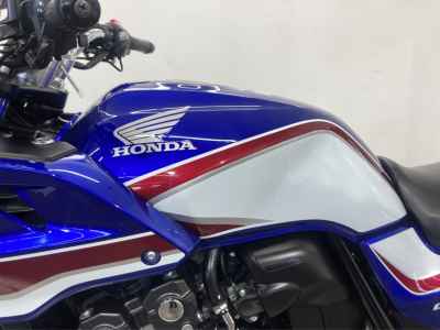 Honda CB400 Super Boldor 2020