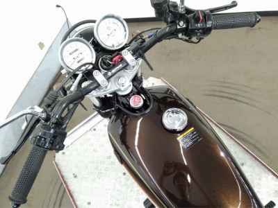 Yamaha SR400 2019