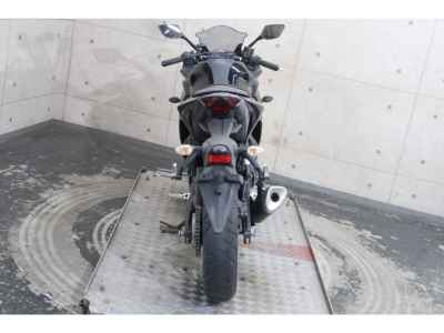 Yamaha YZF-R25 2015
