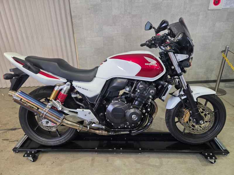 Honda CB400SF 2017