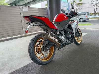 Yamaha YZF-R25 2015