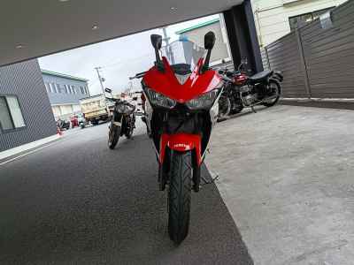 Yamaha YZF-R25 2015