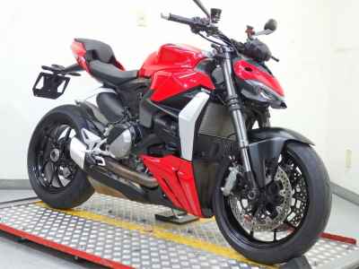 Ducati Streetfighter V2 2023