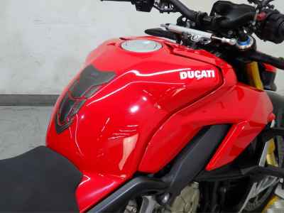 Ducati Streetfighter V4S 2020
