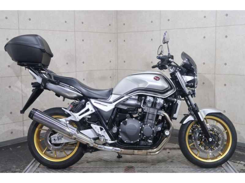 Honda CB1300SF 2021