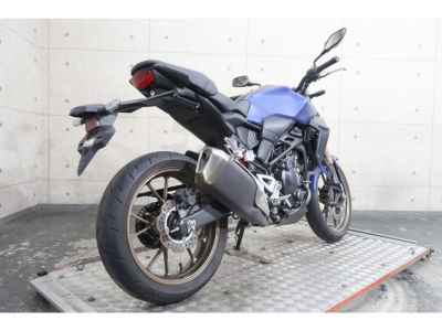 Honda CB250R