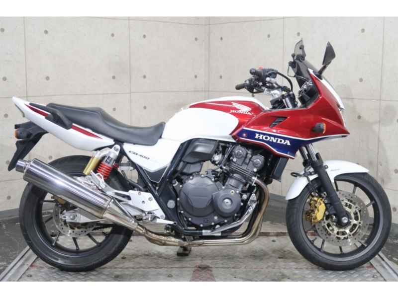 Honda CB400 Super Boldor 2015