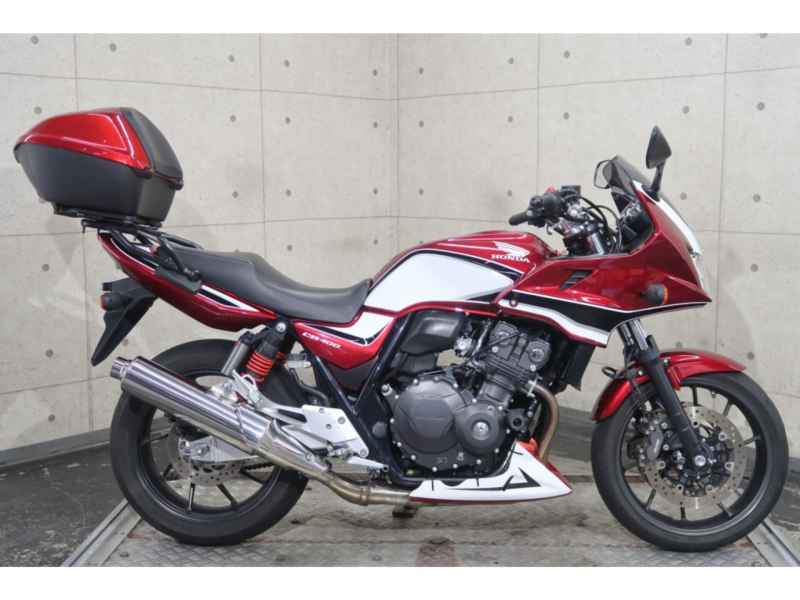 Honda CB400 Super Boldor 2021