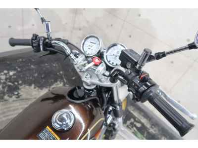Yamaha SR400 2019