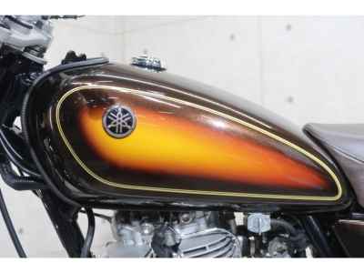 Yamaha SR400 2019