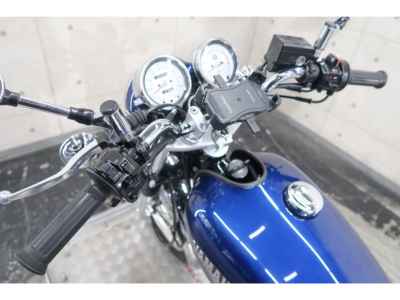 Yamaha SR400 2021