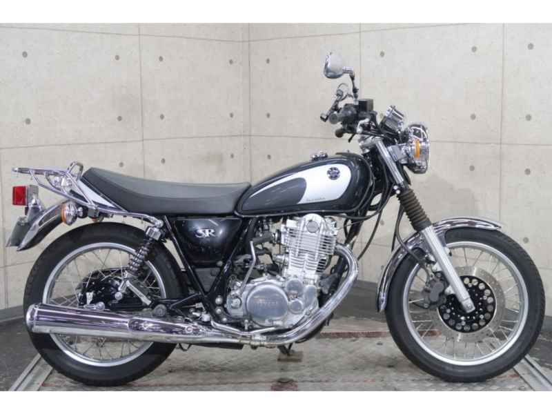 Yamaha SR400 2022