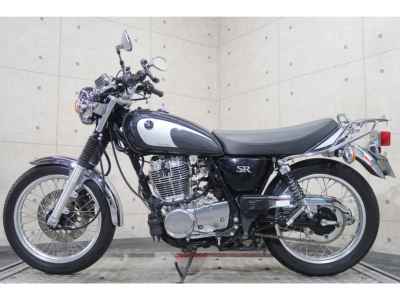 Yamaha SR400 2022