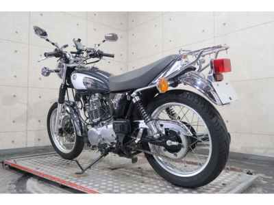 Yamaha SR400 2022