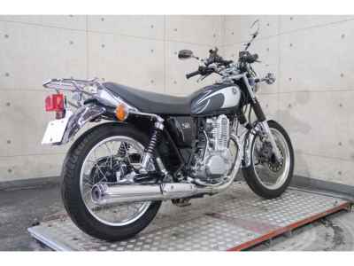 Yamaha SR400 2022