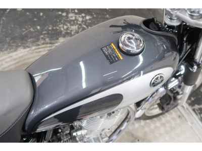 Yamaha SR400 2022