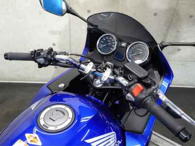 Honda CB400 Super Boldor 2024