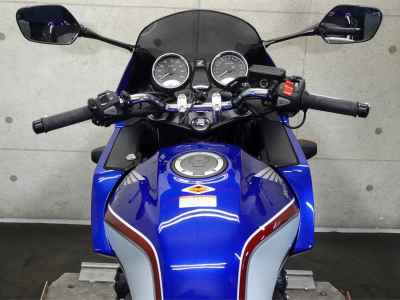 Honda CB400 Super Boldor 2024