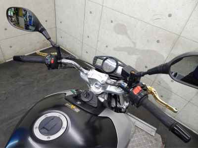 Suzuki GSR400 2007