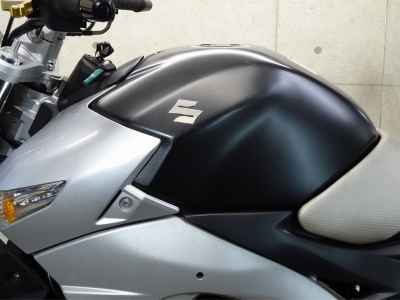 Suzuki GSR400 2007