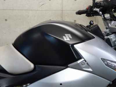 Suzuki GSR400 2007