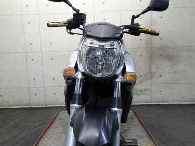 Suzuki GSR400 2007