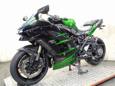 Kawasaki Ninja H2 SX 2018