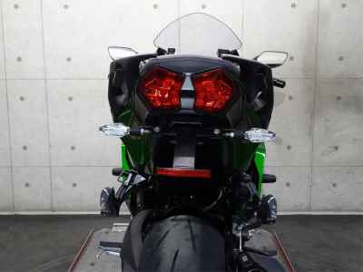 Kawasaki Ninja H2 SX 2018