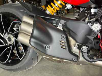 Ducati Diavel V4 2025