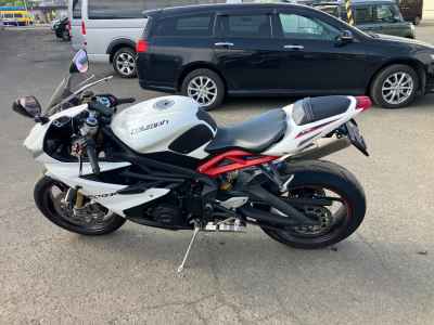 Triumph FIREBIRD N675 R 2014