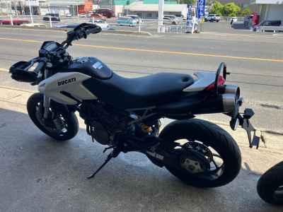 Ducati Hypermotard 796 2011