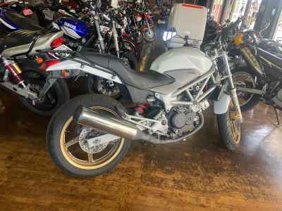 Honda VTR250 2009