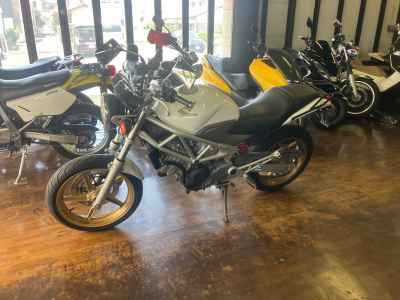 Honda VTR250 2009