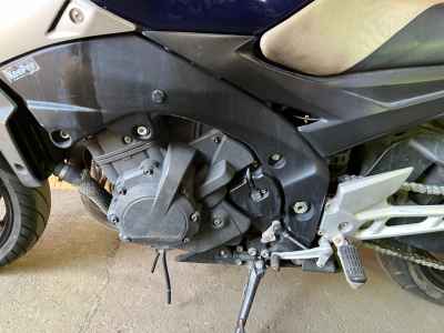 Suzuki GSR400 2009