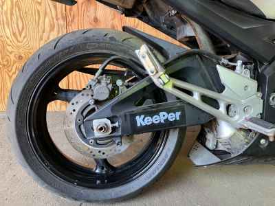 Suzuki GSR400 2009