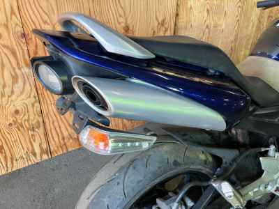 Suzuki GSR400 2009