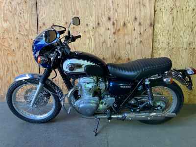 Kawasaki W800 2015