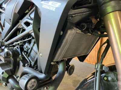 Honda CB250R 2019