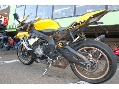 Yamaha YZF-R1 2016