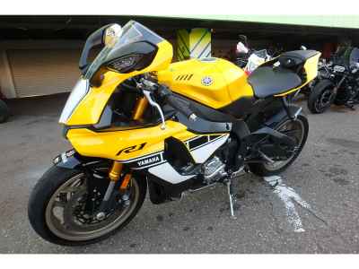 Yamaha YZF-R1 2016