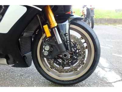 Yamaha YZF-R1 2016
