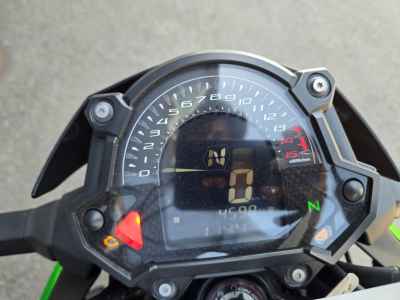 Kawasaki Z250 2023