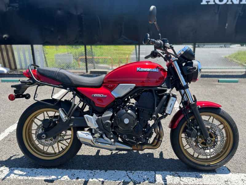 Kawasaki Z650RS 2024